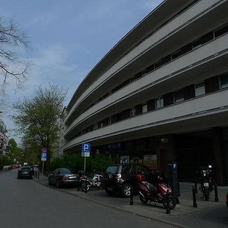 Lovely Funky Flat Near Royal Park Warsaw Exterior photo