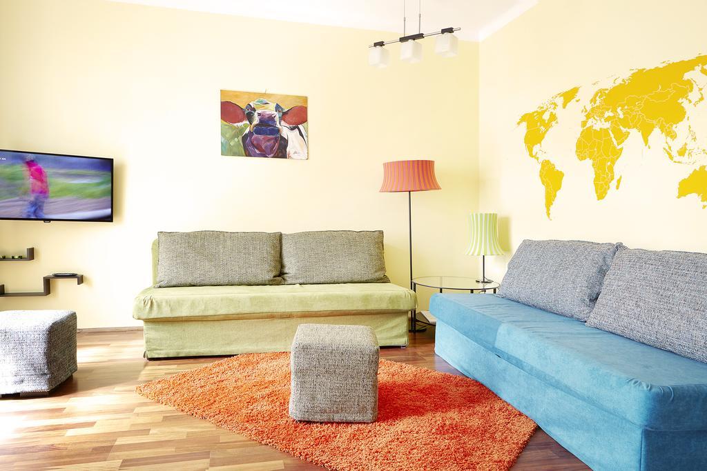 Lovely Funky Flat Near Royal Park Warsaw Exterior photo