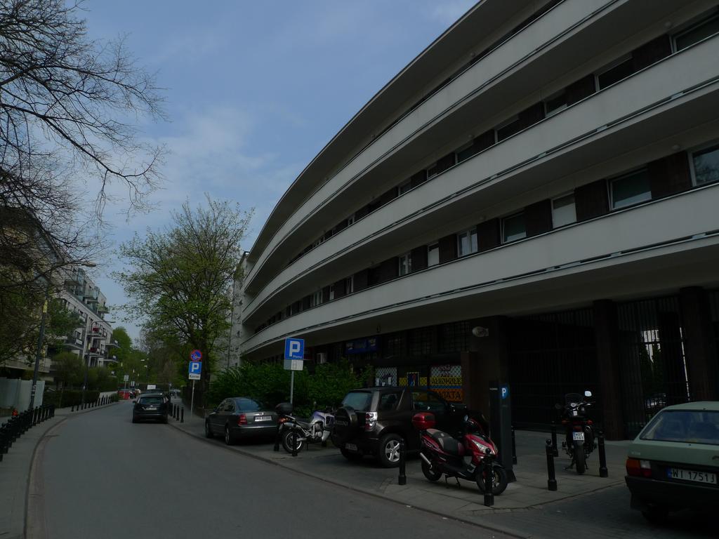 Lovely Funky Flat Near Royal Park Warsaw Exterior photo